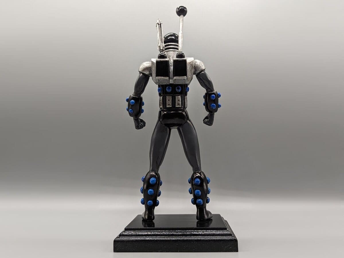 whovian-sentinel-dalek-inspired-robot-statue-sculpture-08